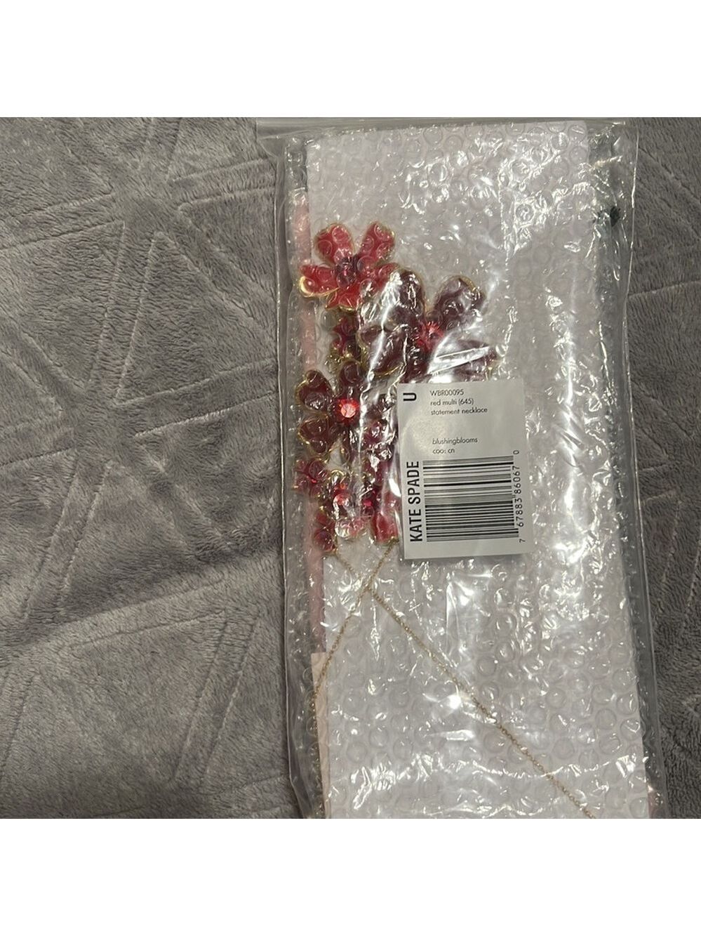 Kate spade flower necklace - Picture 3 of 6